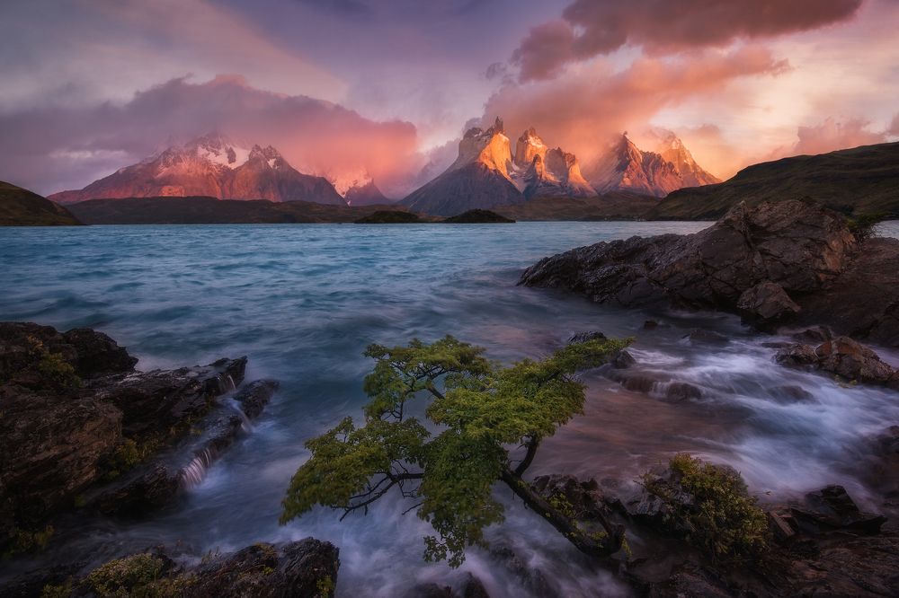 Sunrise over Cuernos del Paine