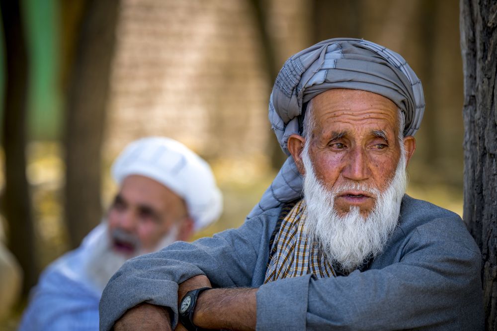Старики из кишлака Гузар