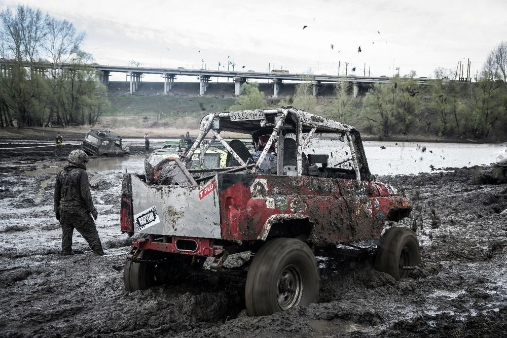 Мужчины грязи не боятся