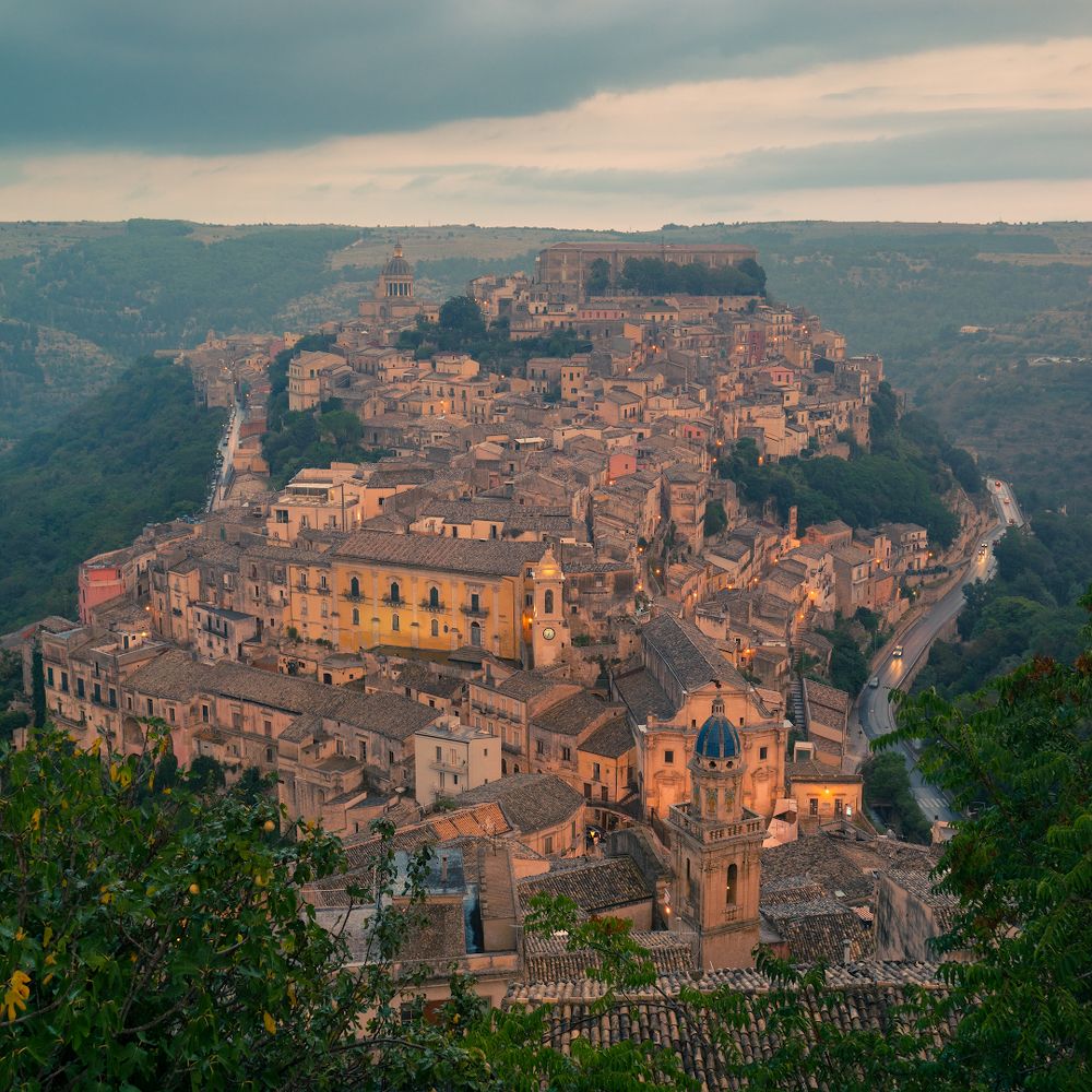 Рагуза. Вечер. Дождь.