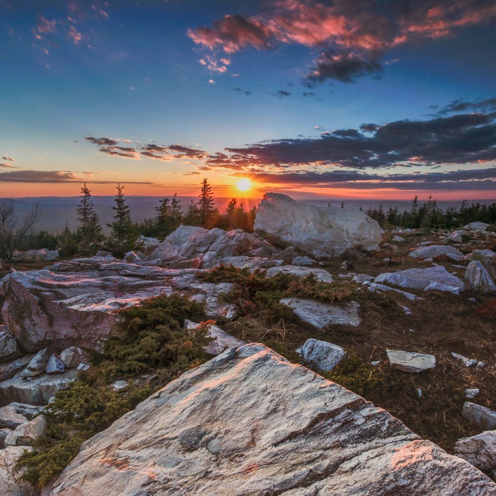 Закат на вершине горы Зюраткуль