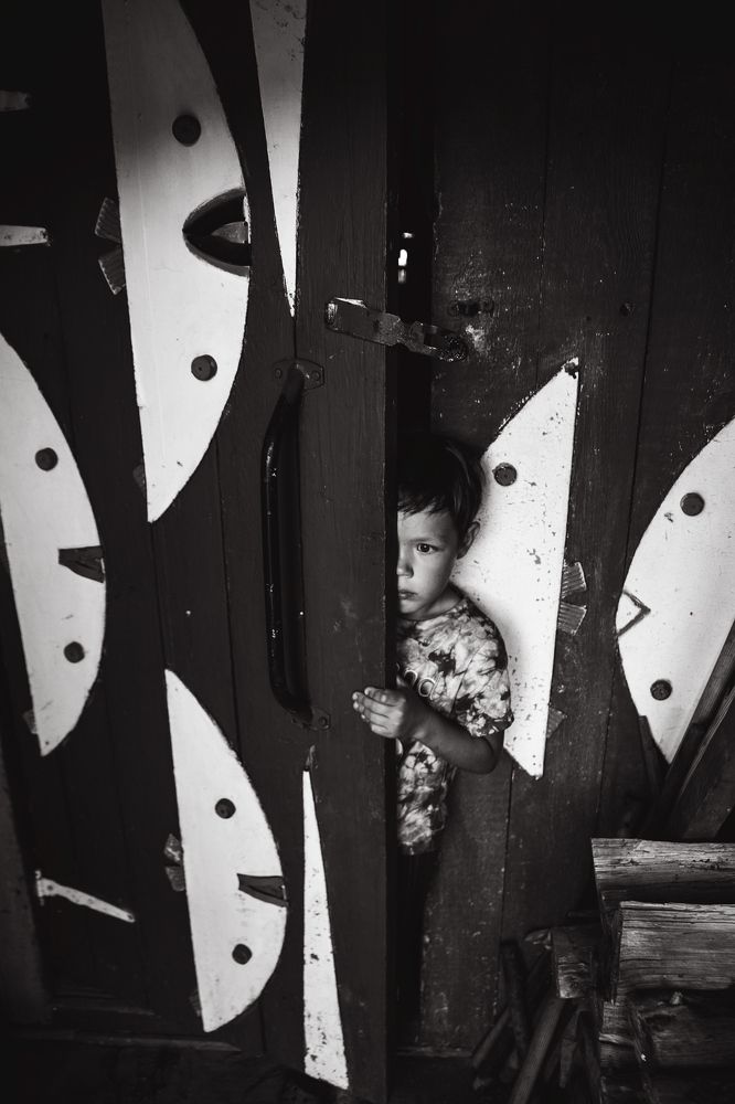 Оставайся мальчик с нами, будешь нашим королём