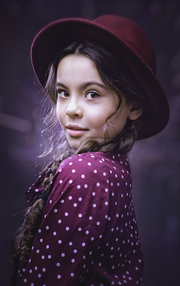 Walking around the night. (Big City lights)