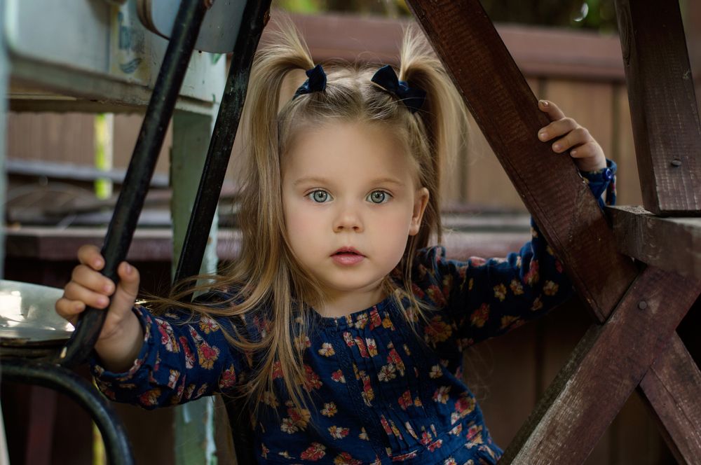 Я хожу пешком под стол