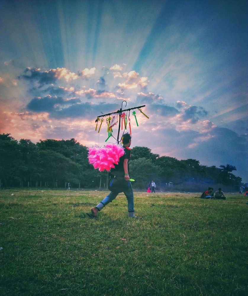 The Smile Distributor