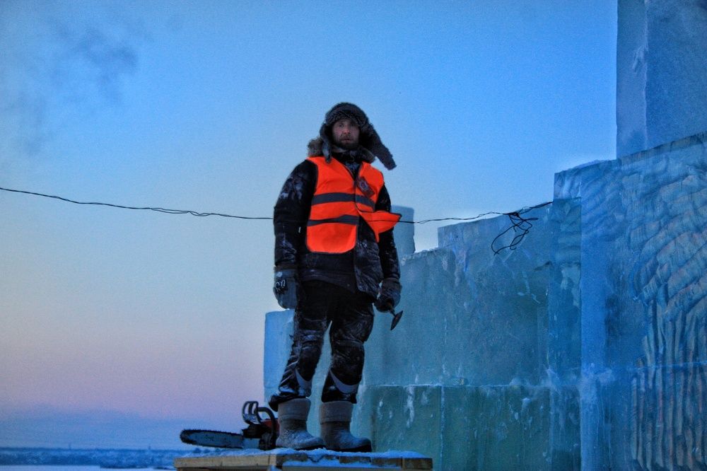 Ледяной ваятель