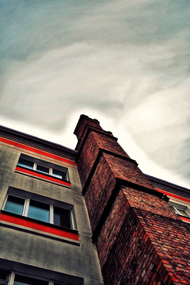 Трубы уходят в небо