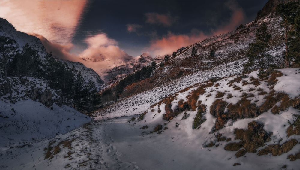 ущклье Азау