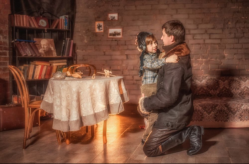 Папа пришел с работы