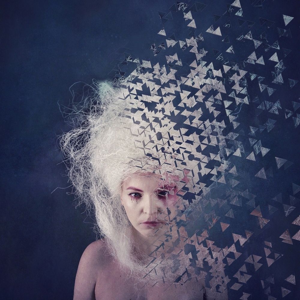 Fall into pieces