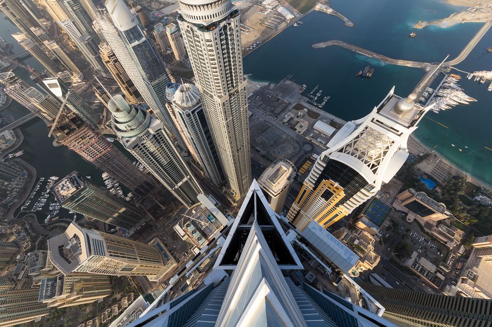 Dubai Marina lookdown