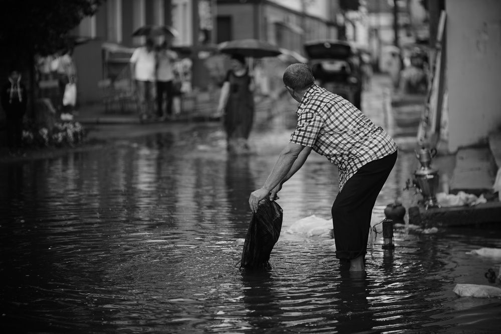 Washing ... or  waiting...