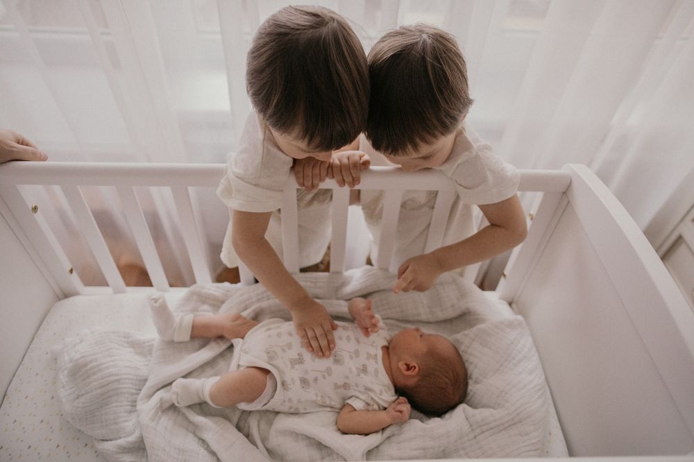 Старшие братья