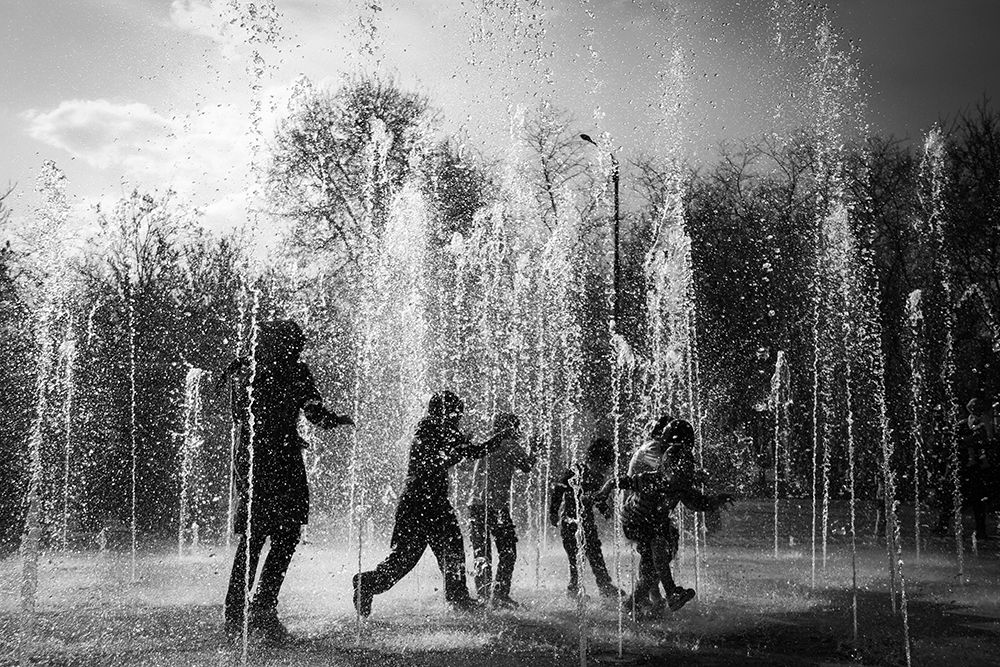 Play in the water