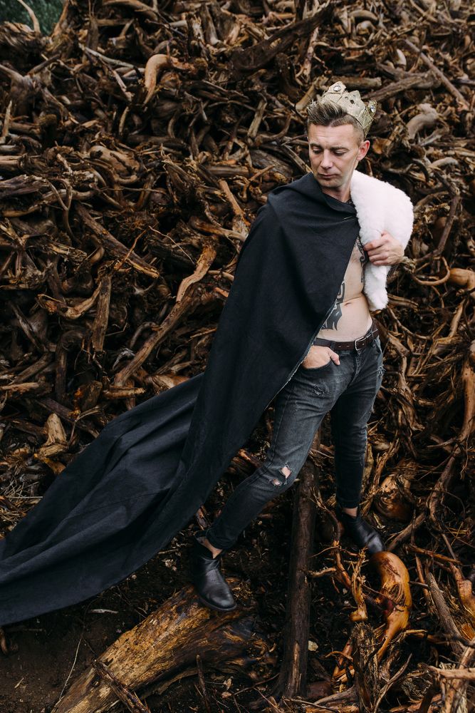 Александр V