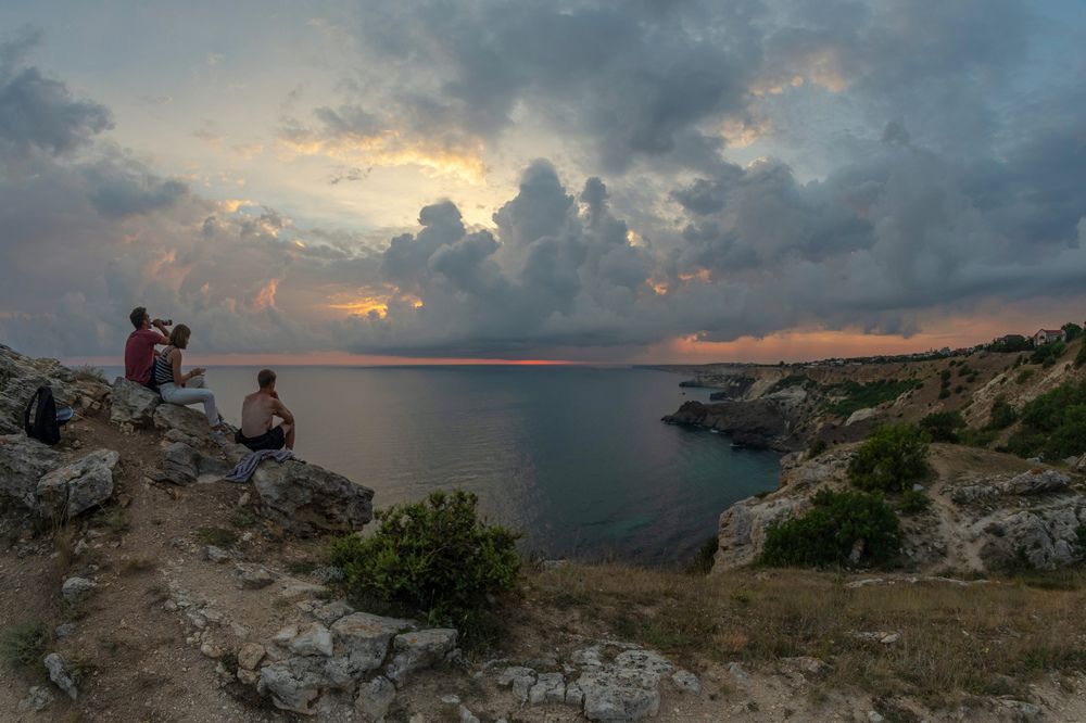 Закат, портвейн / Sunset & port
