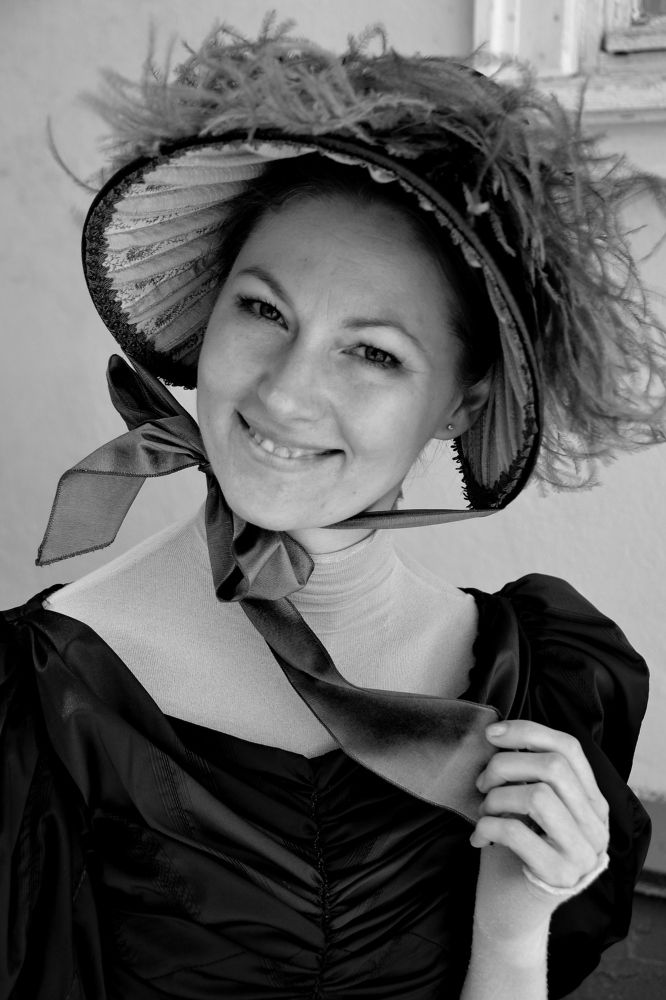 Улыбка актрисы театра