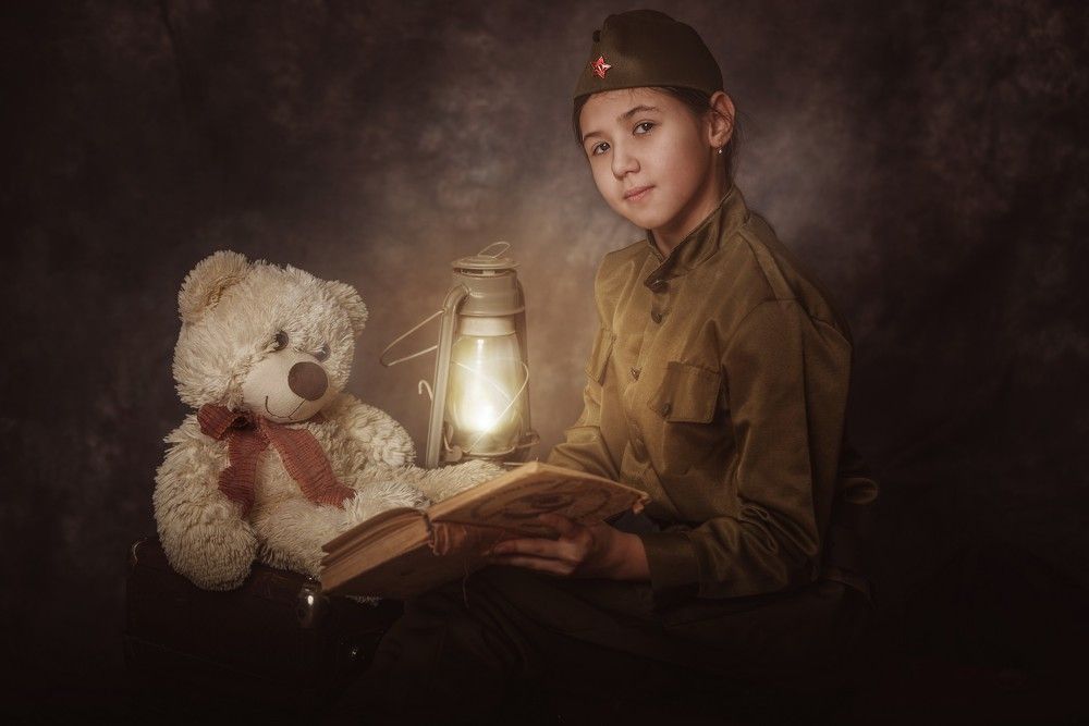 Девочка и медведь