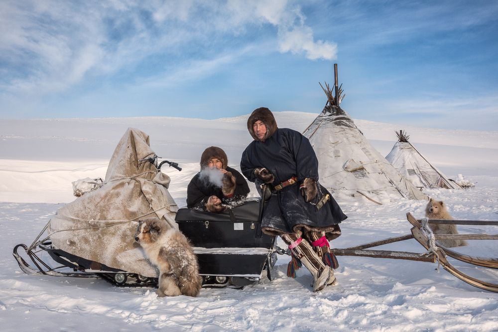 Reindeer herders nomads Mens talk
