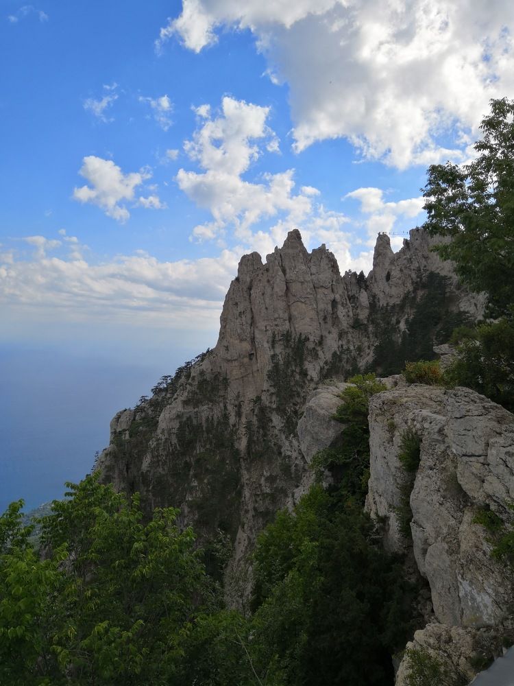 клыки Ай-Петри