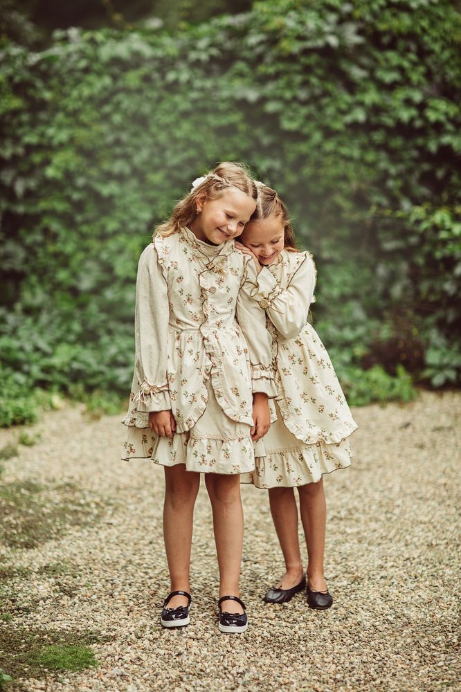 Гимназистки