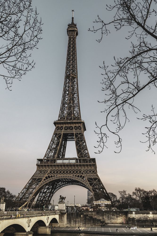 Эйфелева Башня Ред Матте