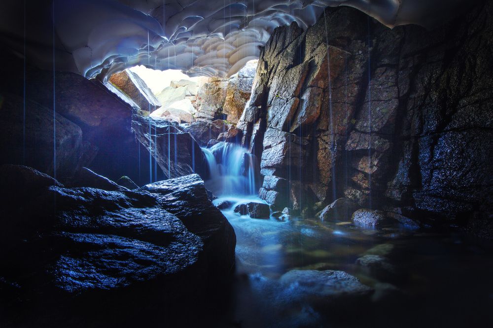 Снежная пещера