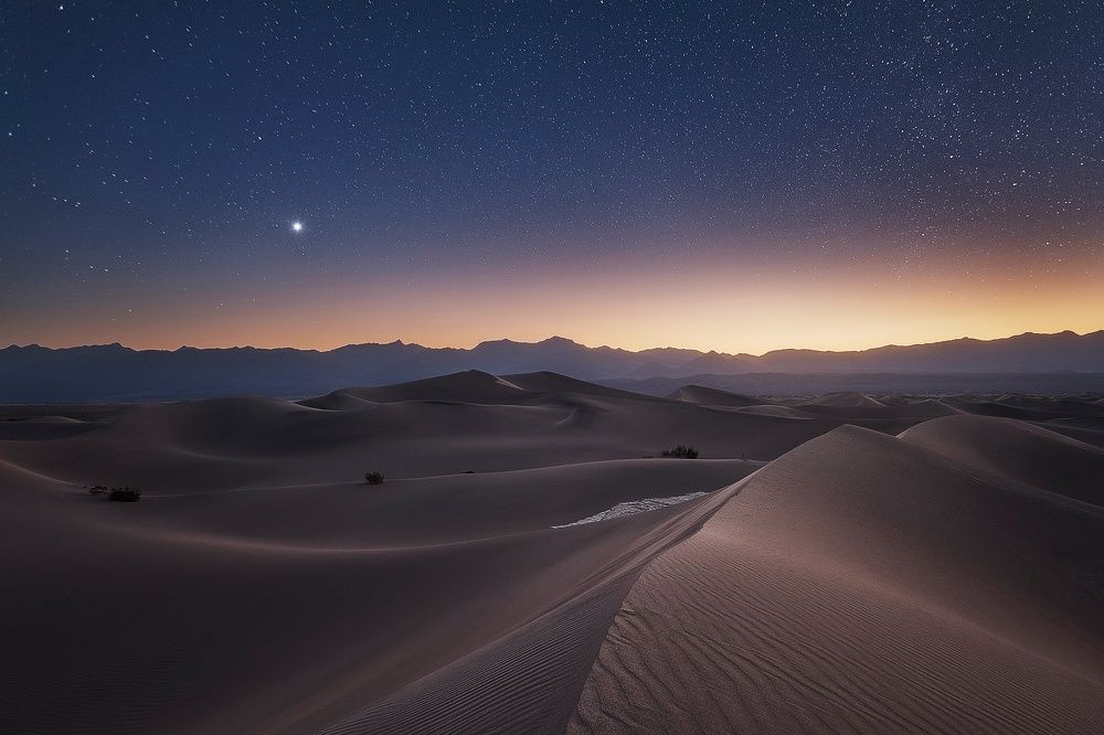 Night dunes