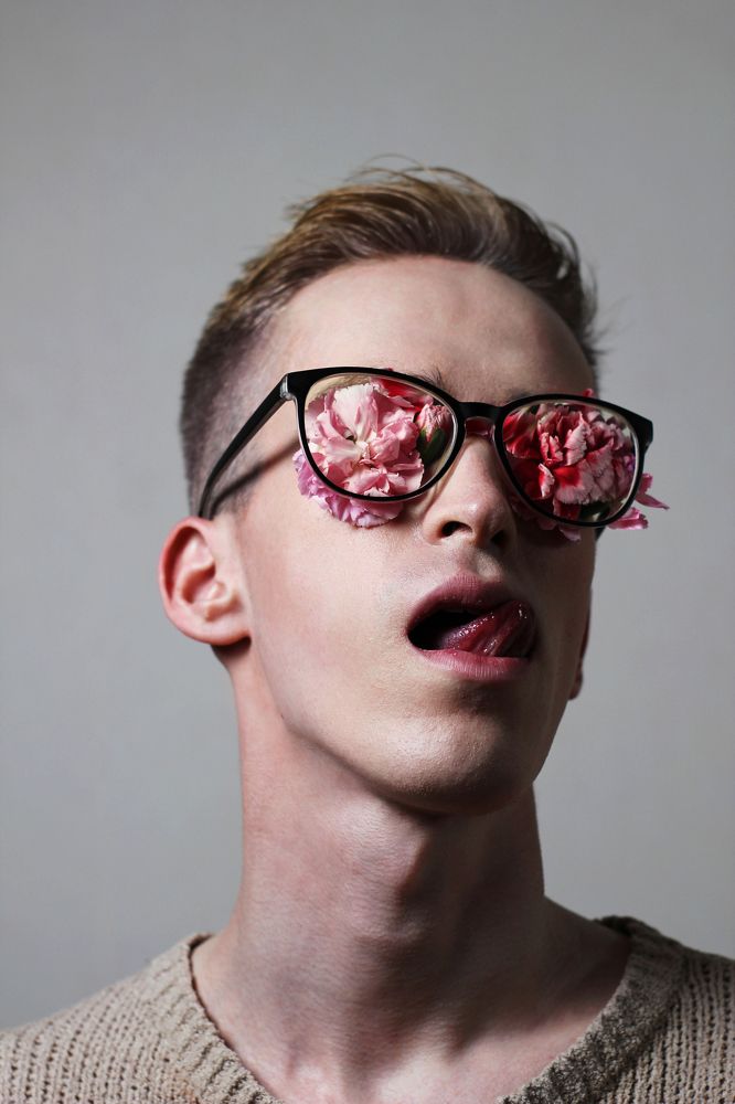 Розовые очки