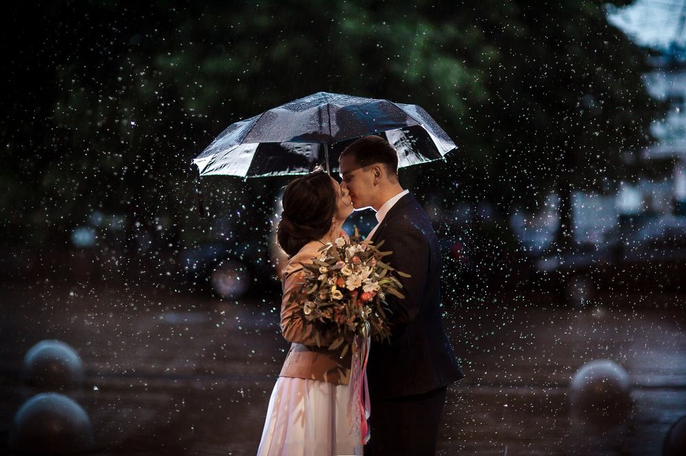 Целоваться под дождем