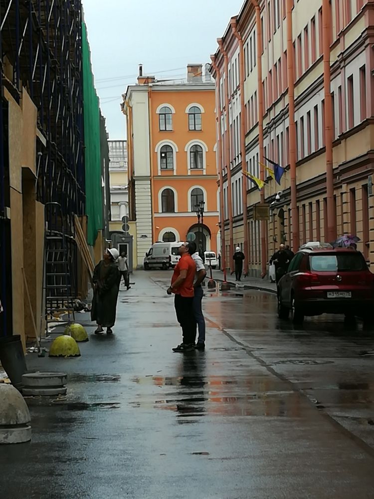 Ремонт здания в Шведском переулке