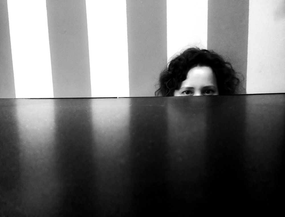 Подглядывая