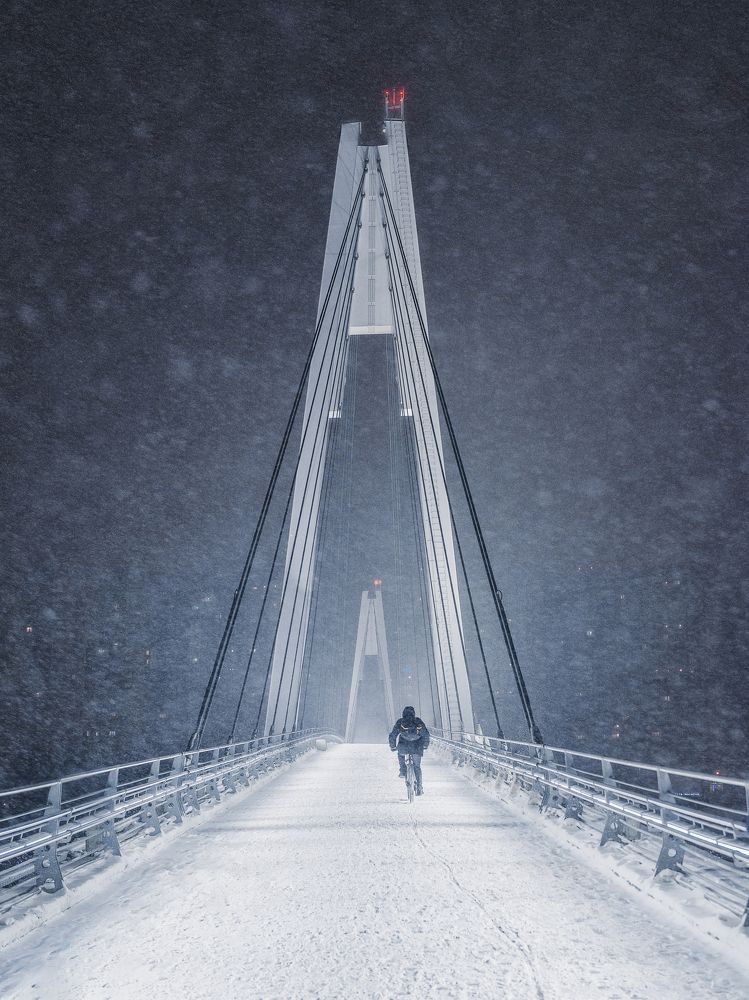 Зимний велосипедист