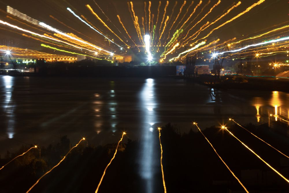 Огни города. Порт