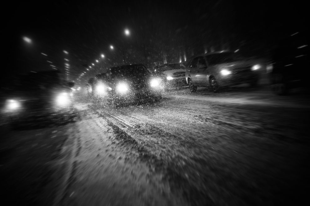 street-auto-snow