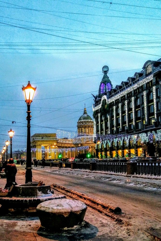 Новогодний вид на Казаский собор