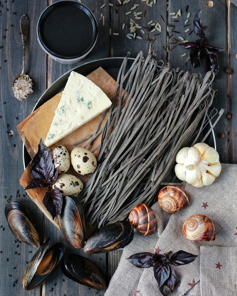 Натюрморт в темных тонах