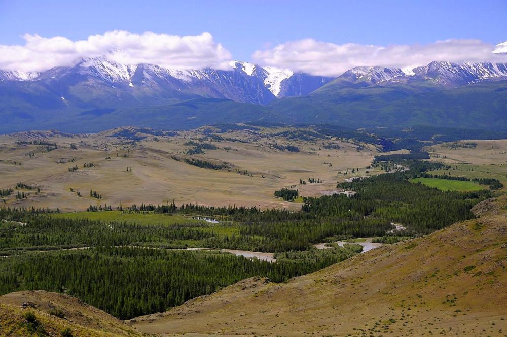 Над долиной Чуи.