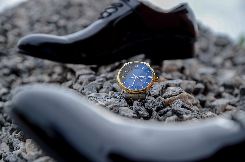 Time waits for no man.