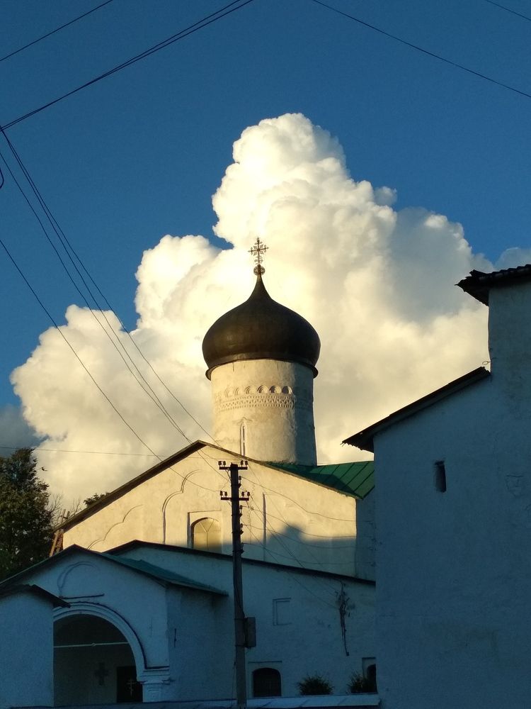 Храм
