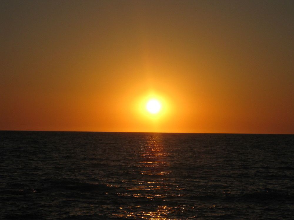 Море