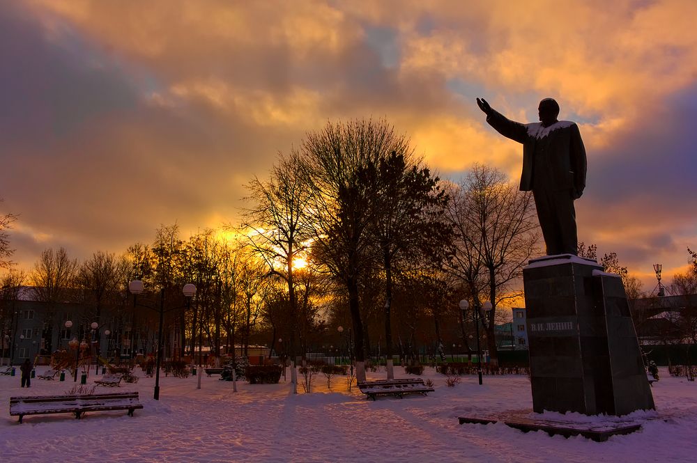Тревожное воскресенье
