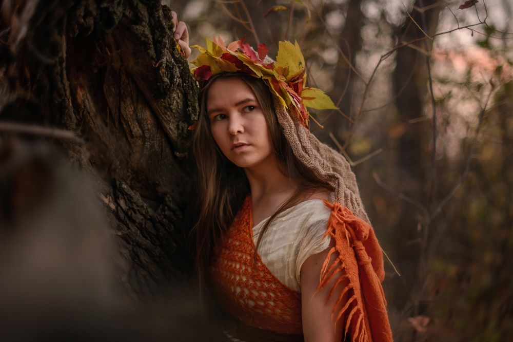 Девушка-осень