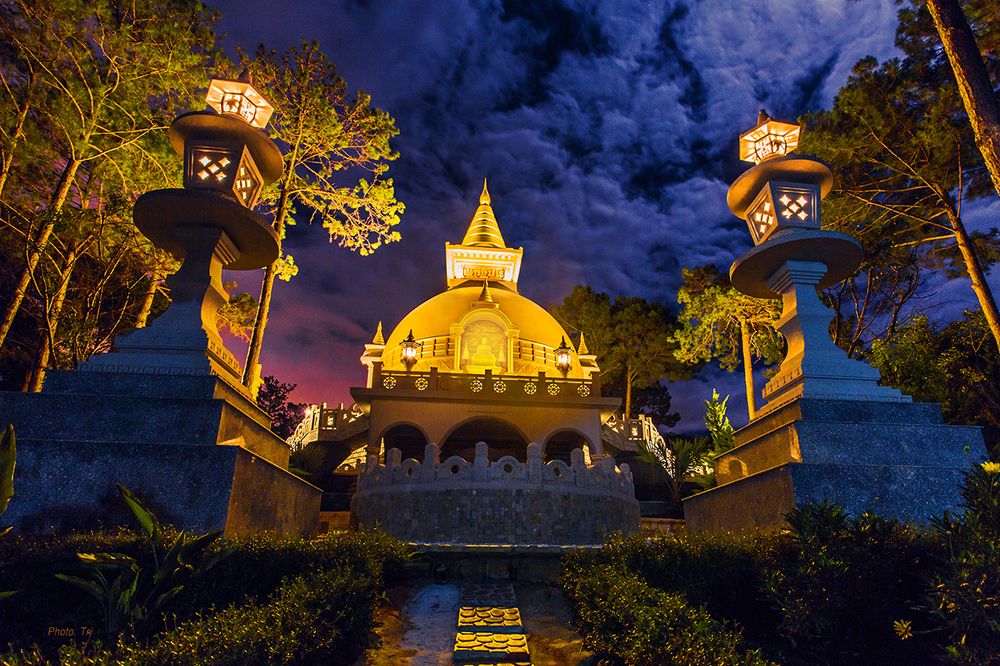 The Adorned Stupa Of Relics