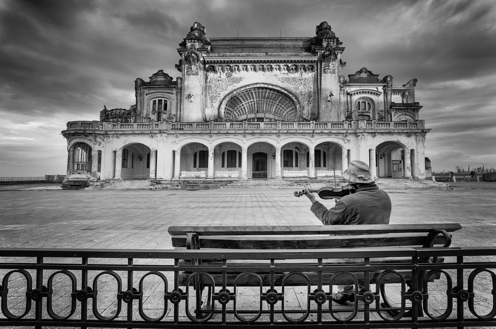 Photograph by Luca Arsinel