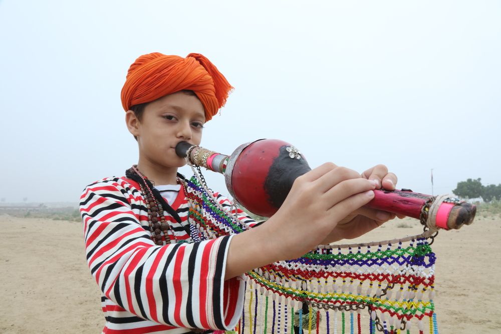 Little Jogi hunting Cobra in Tharparker Sindh, Pakistan