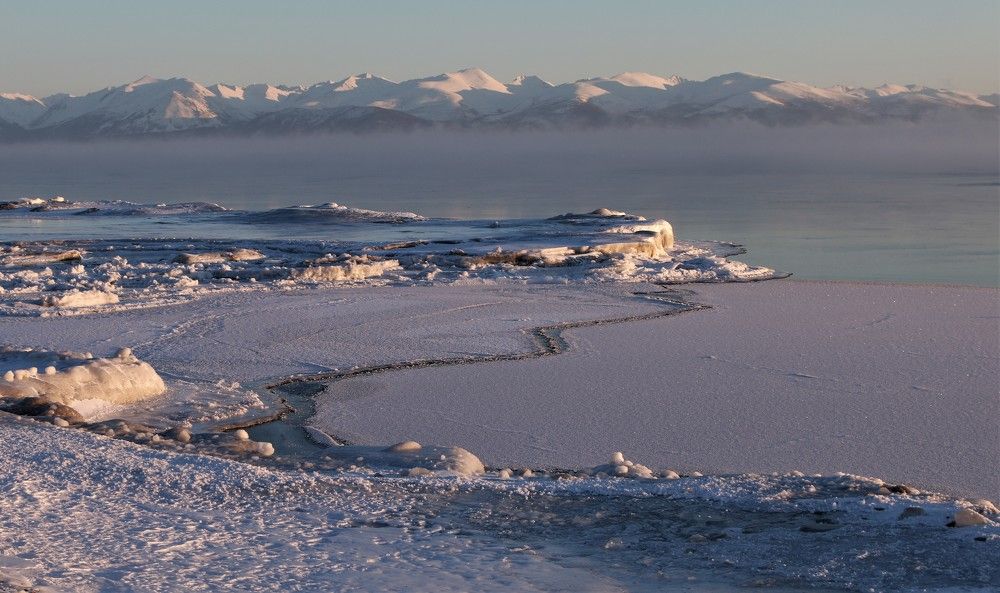 Зимнее дыхание Байкала !