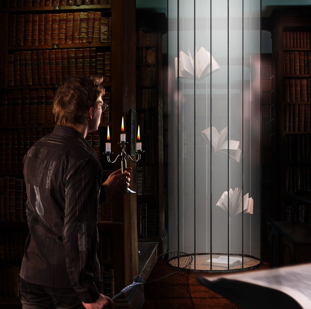 За книгами...