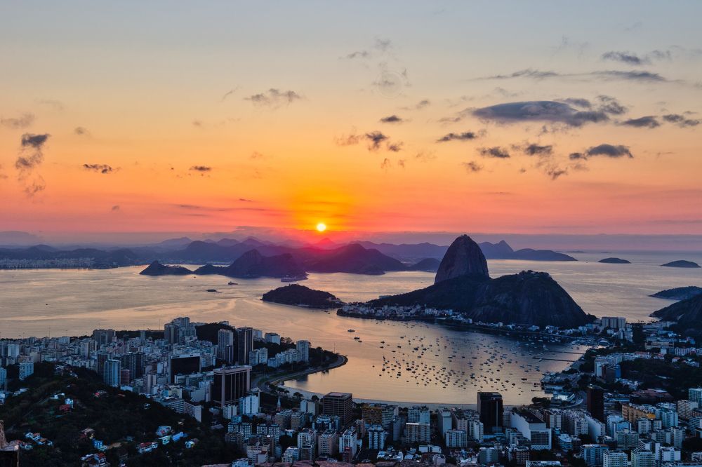 Sunrise over Rio