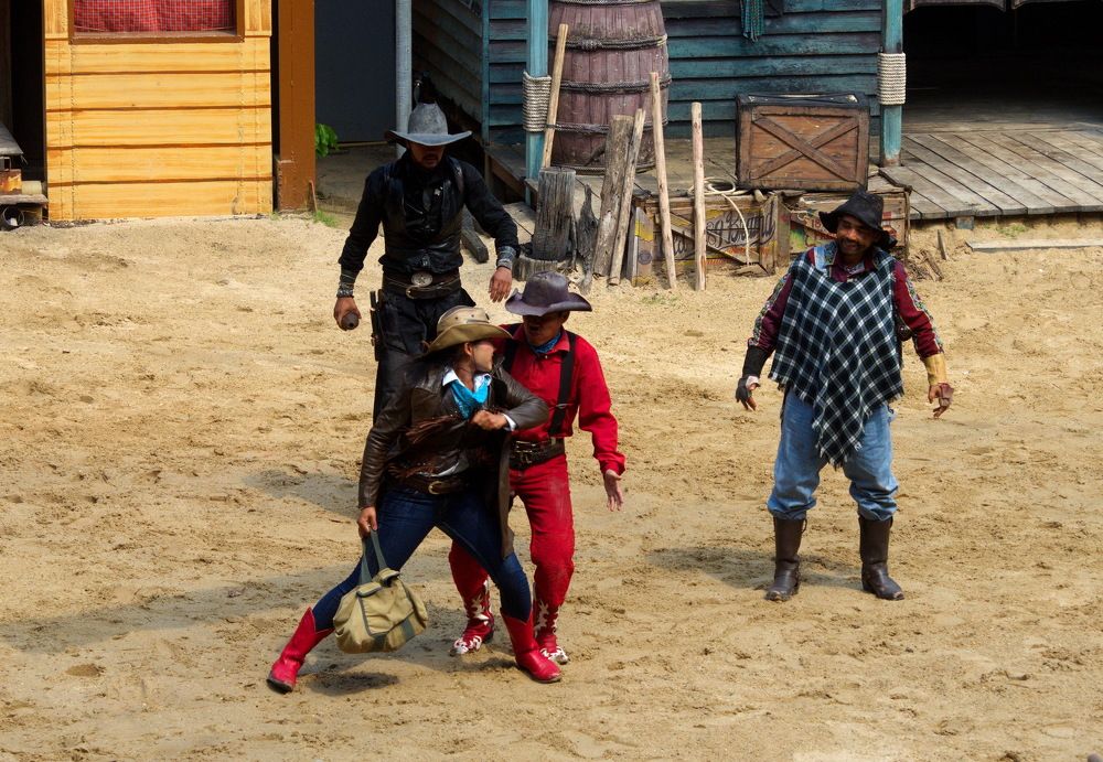 Country style action